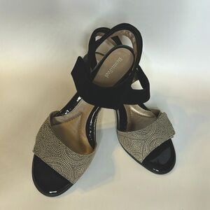 BeautiFeel Marnie Black and Stone Mosaic Sandals with adjustable straps. Size 41